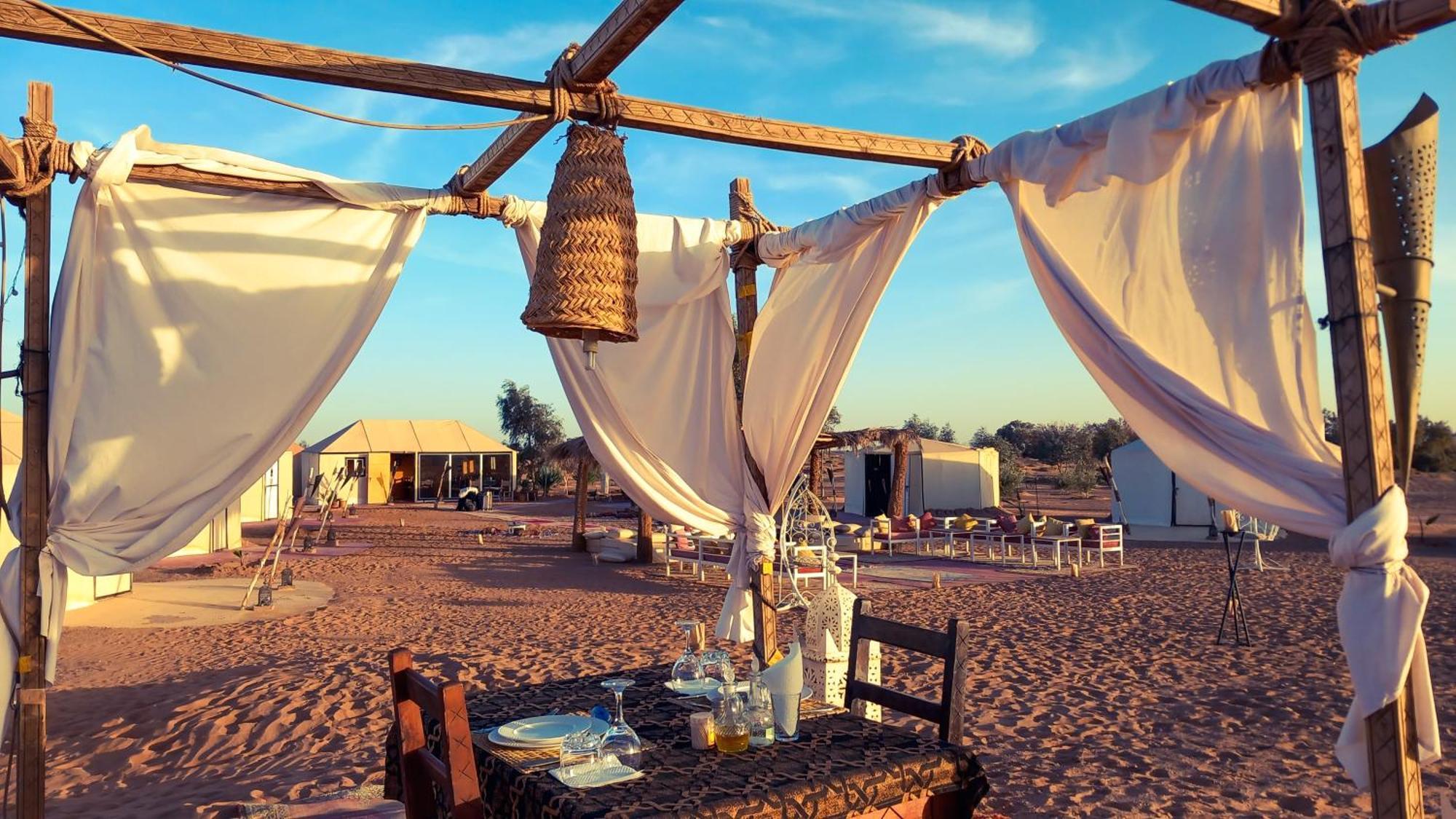 Horaz Merzouga Camp Buitenkant foto