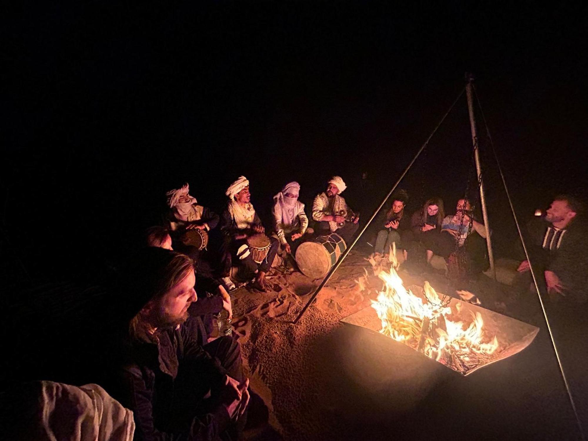 Horaz Merzouga Camp Buitenkant foto