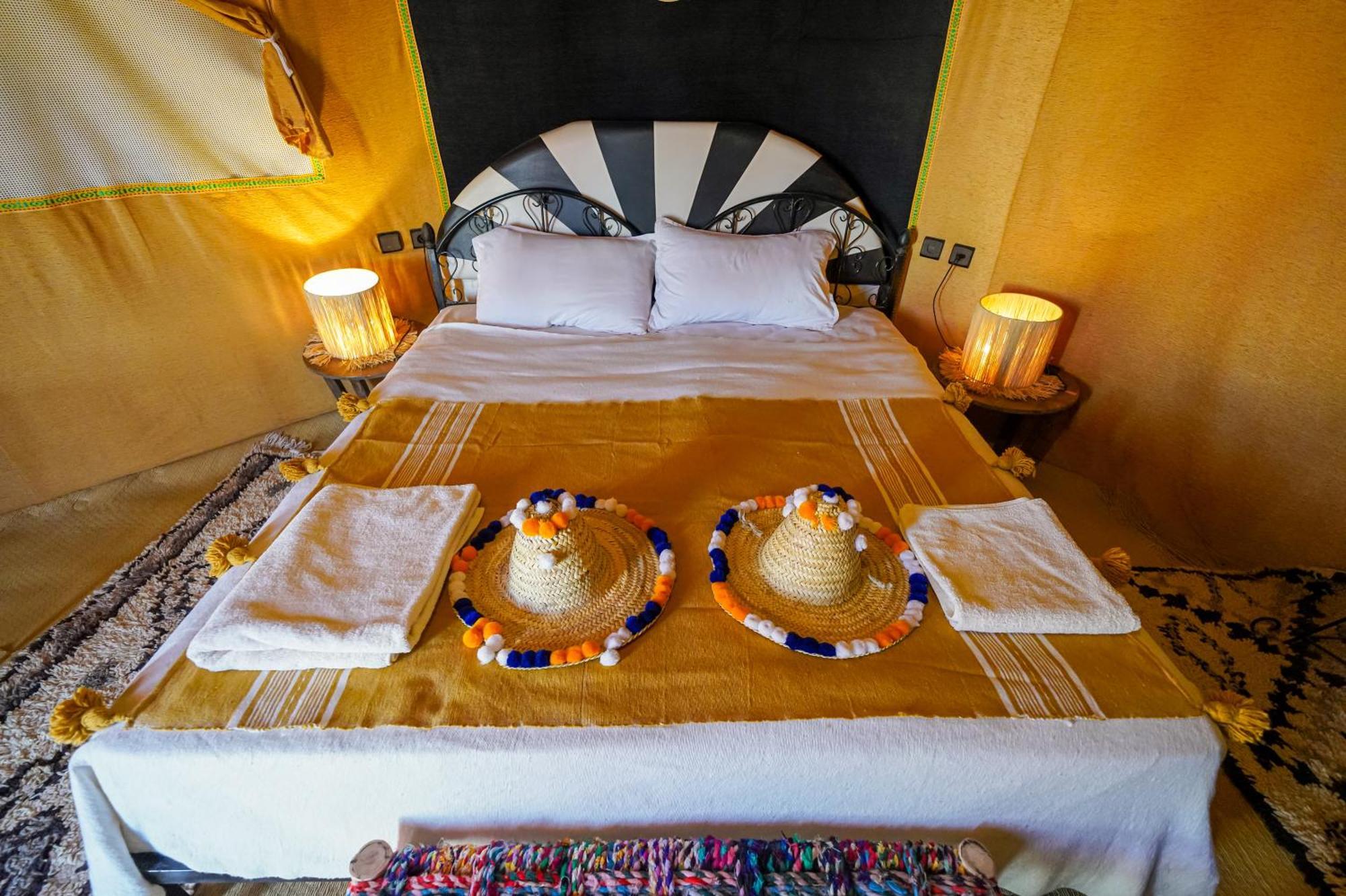 Horaz Merzouga Camp Buitenkant foto