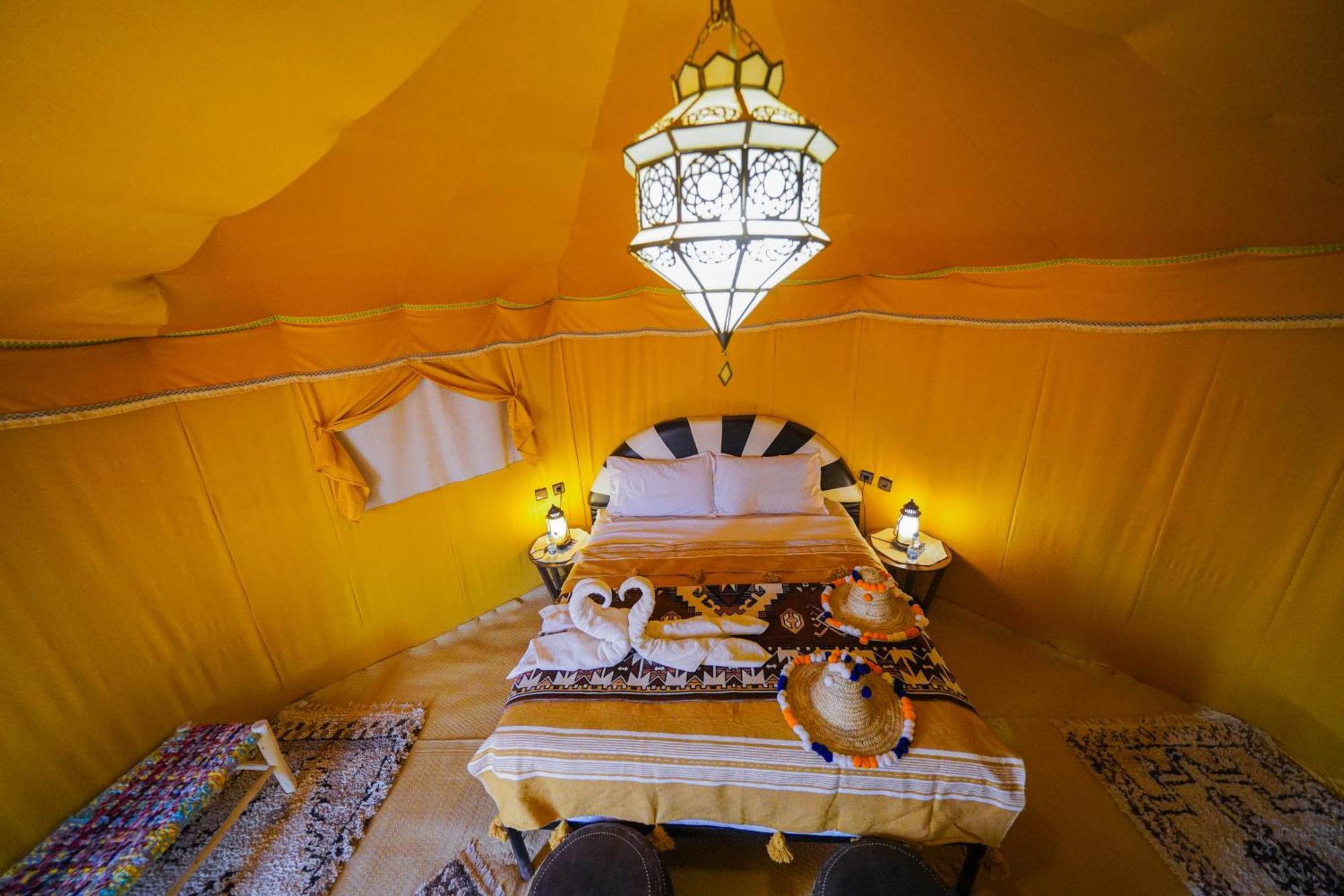 Horaz Merzouga Camp Buitenkant foto