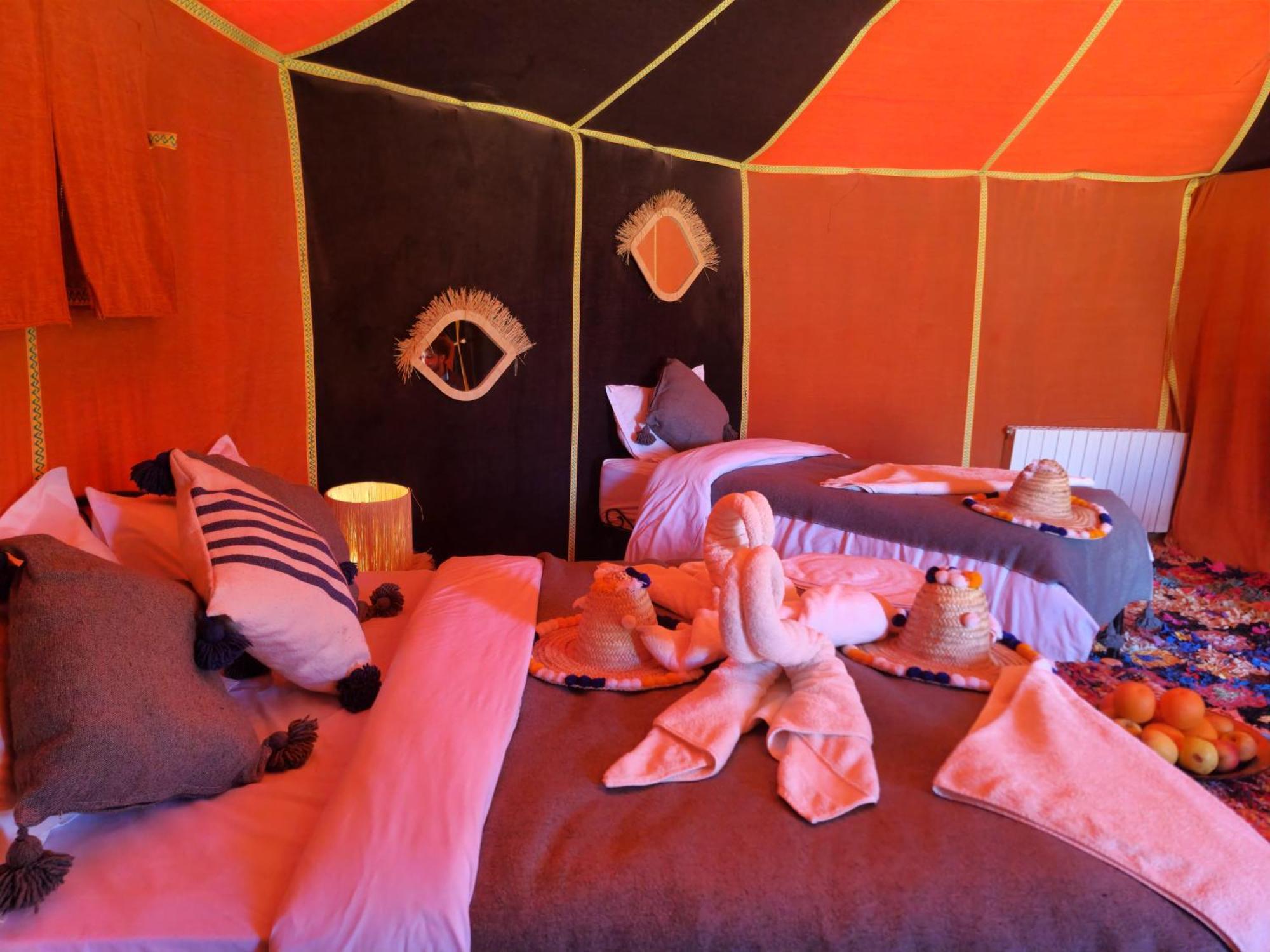 Horaz Merzouga Camp Buitenkant foto